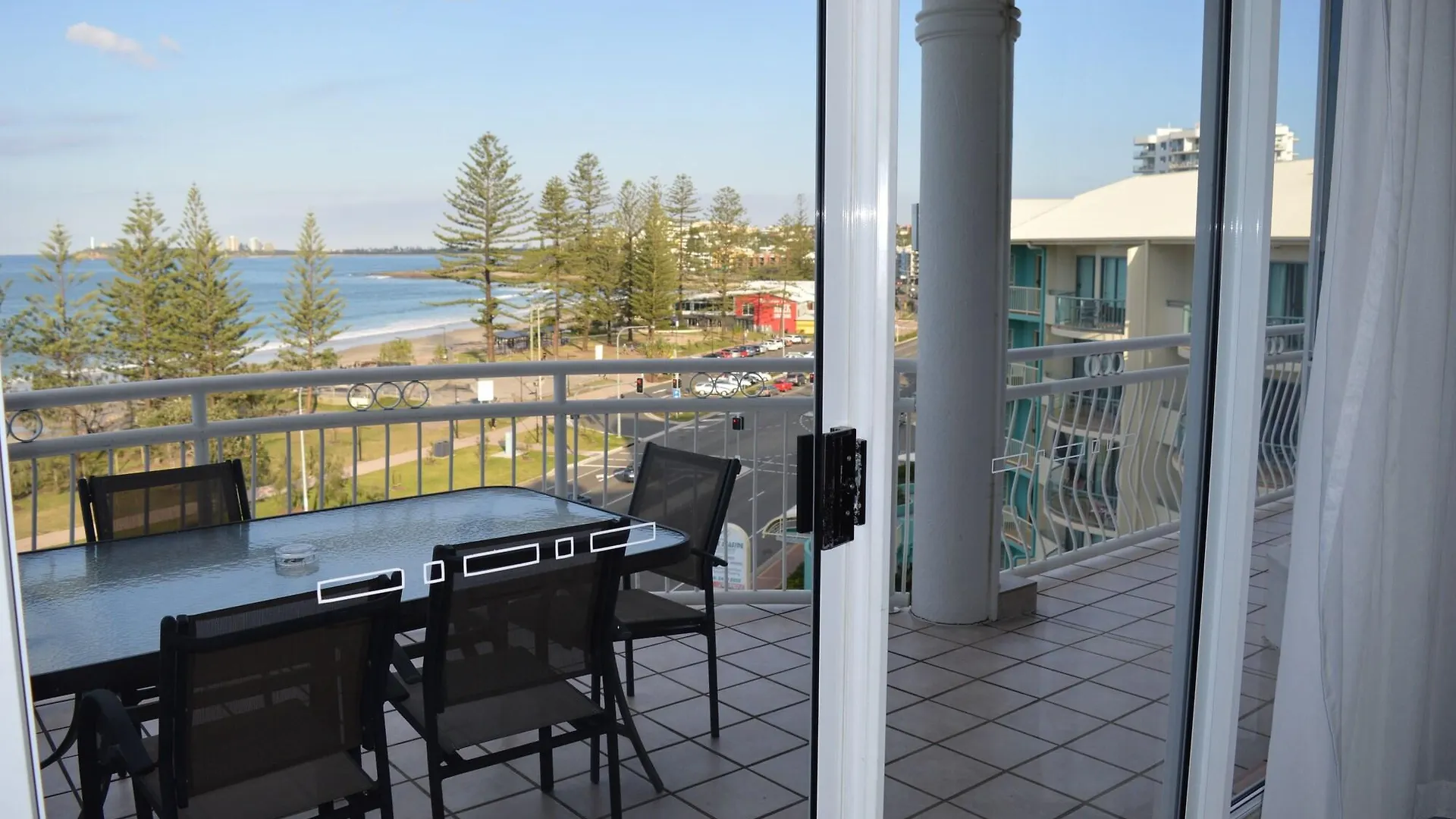 Aquarius Resort Alexandra Headland 4*,