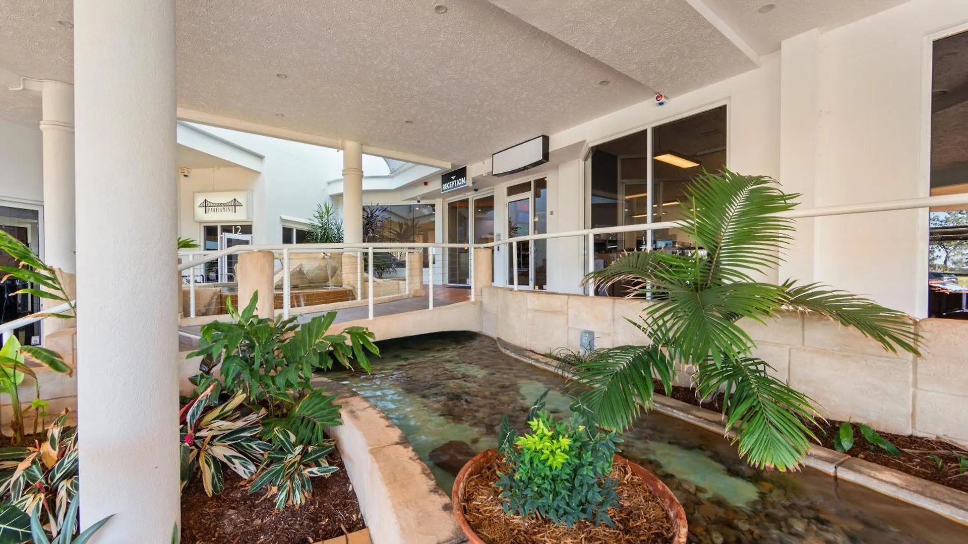 Aquarius Resort Alexandra Headland
